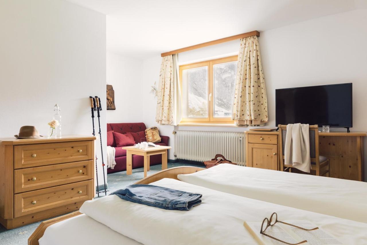 Hotel Jaegerhof Zams Eksteriør bilde