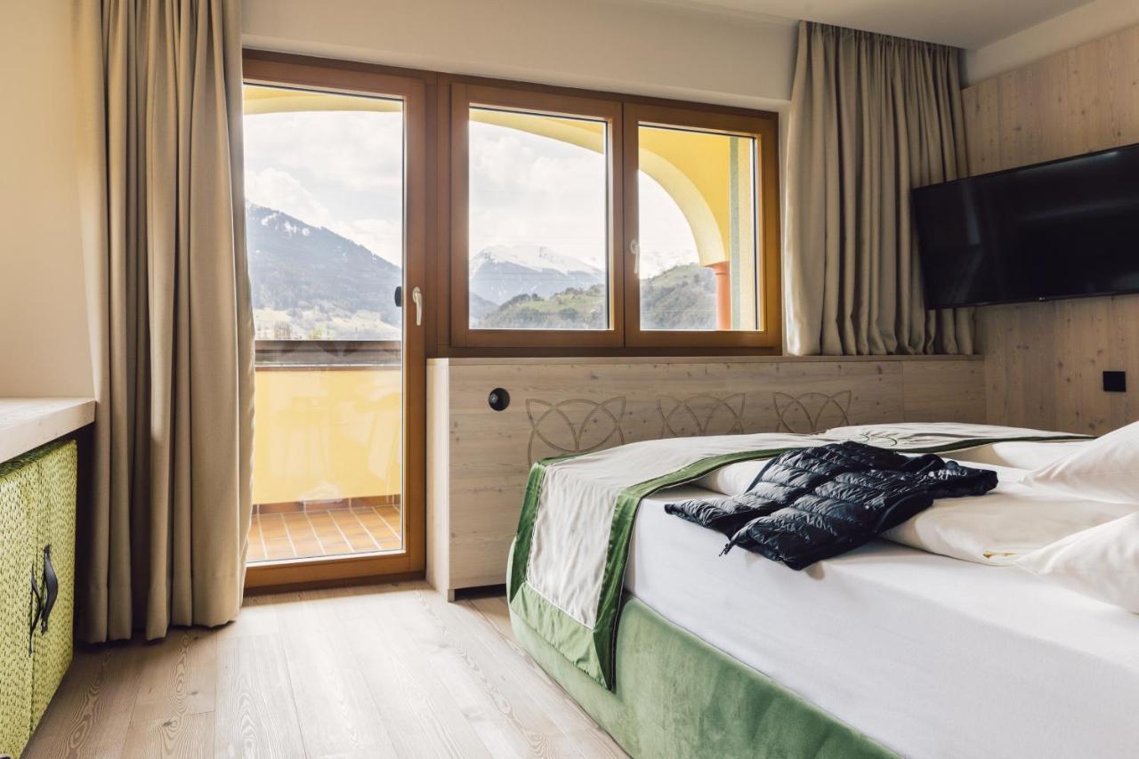 Hotel Jaegerhof Zams Eksteriør bilde
