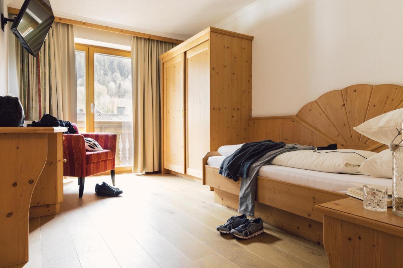 Hotel Jaegerhof Zams Eksteriør bilde