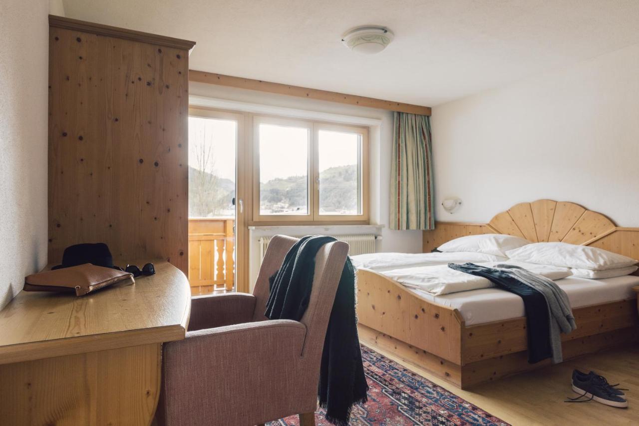 Hotel Jaegerhof Zams Eksteriør bilde