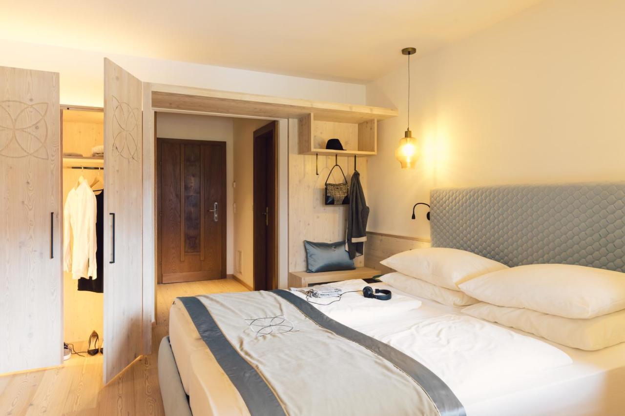 Hotel Jaegerhof Zams Eksteriør bilde