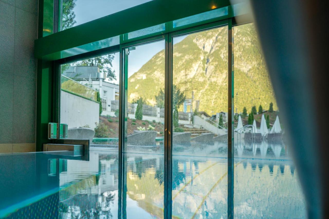 Hotel Jaegerhof Zams Eksteriør bilde